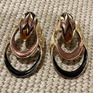 Vintage Karissa Swirls Brown Black Gold tone Enamel Double Loop Drop Earrings